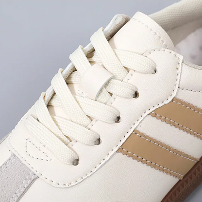 Sage minimalist low-top sneakers 5