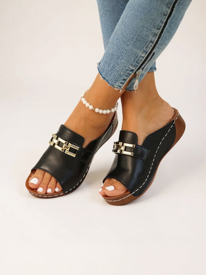 Tilly minimal slip sandal 3
