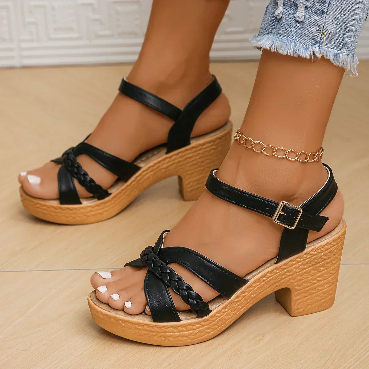 Caitlin women's sandals 7