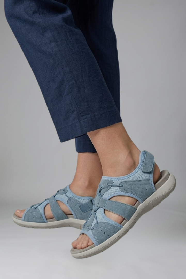 Isla cutout flat sandal 4