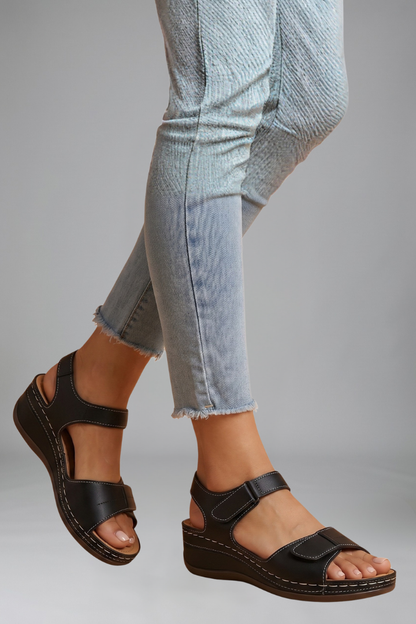 Lily wedge sandal with ring trim 5