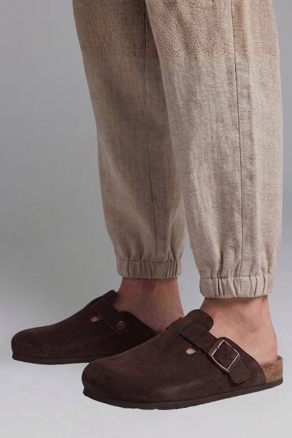 Mia suede clog 9