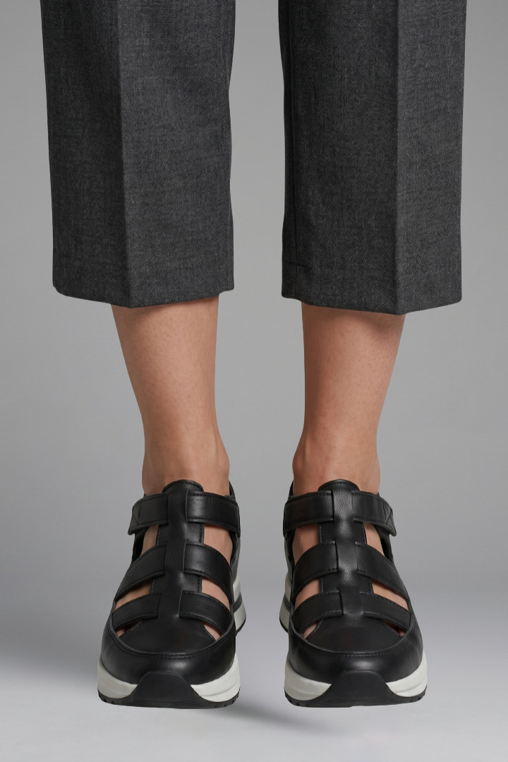 Leanne sandals 1